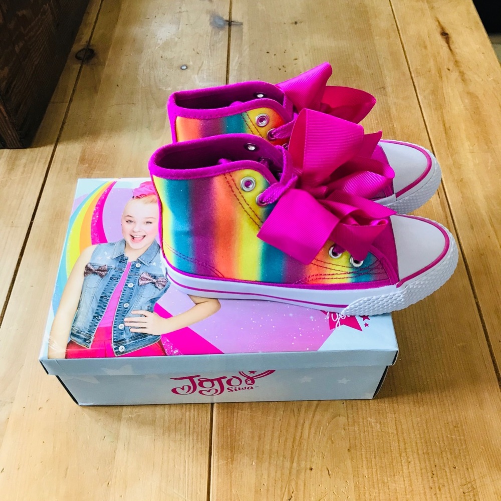 JoJo Siwa High Top Sneakers (NIB)